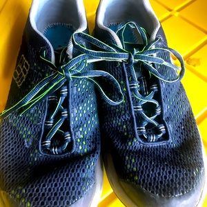 Columbia mens running shoe